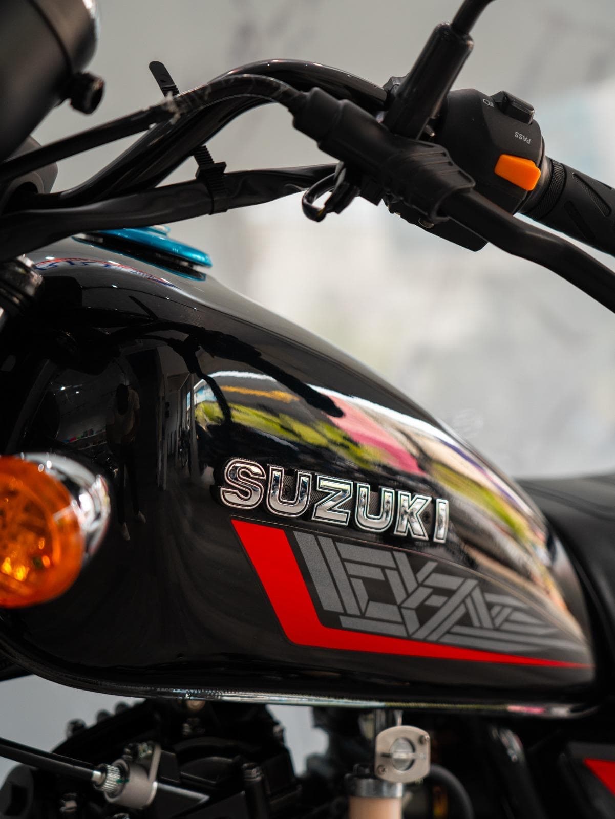Suzuki 125 F